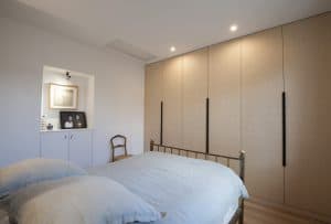 Chambre avec dressing