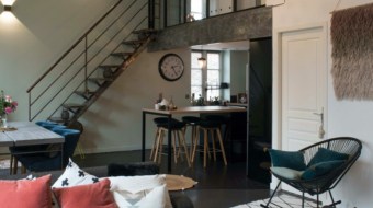 Séjour haut en couleurs